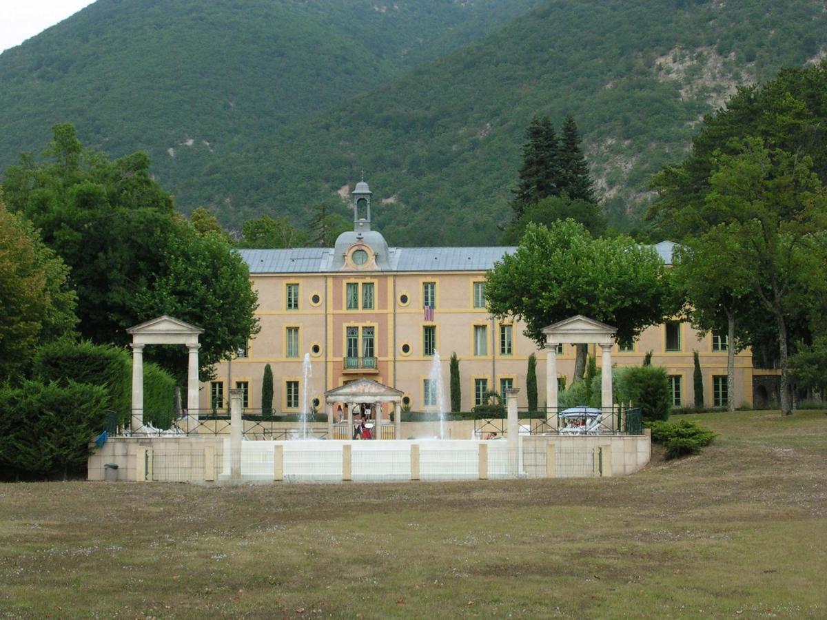 Appartement Chateau Des Gipieres Montbrun-les-Bains Εξωτερικό φωτογραφία